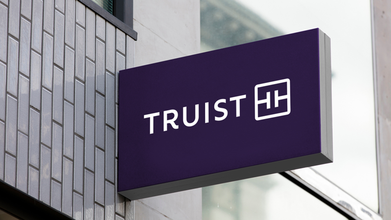 Truist Financial Sees Insider Invest $2.5m in Shares 2